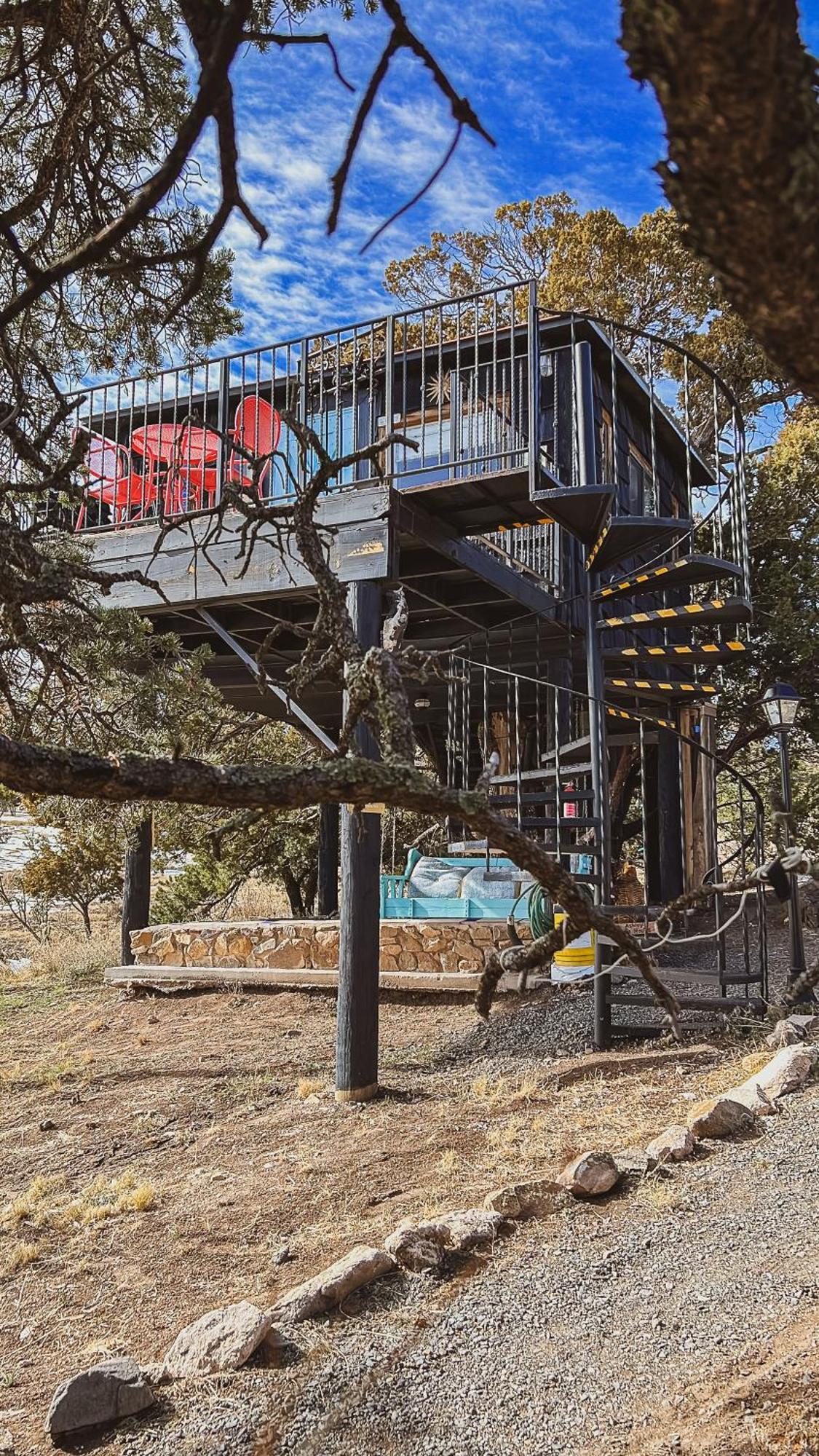 Villa Ashley'S Treehouse At El Mistico Ranch Nogal Esterno foto